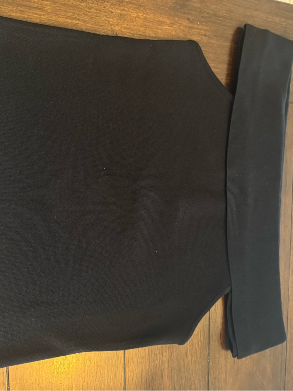 Express Black Ribbed Crewneck Tank - Picture 3 of 6